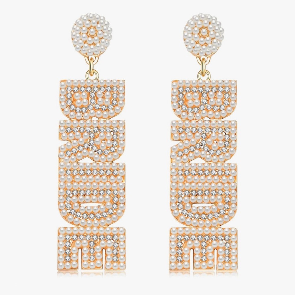 Bride rhinestone pearl earrings purchased on Amazon